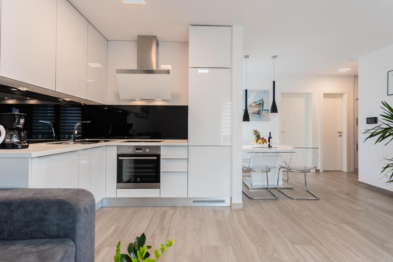 New Modern Apartment "Marjan" Podstrana Bagian luar foto