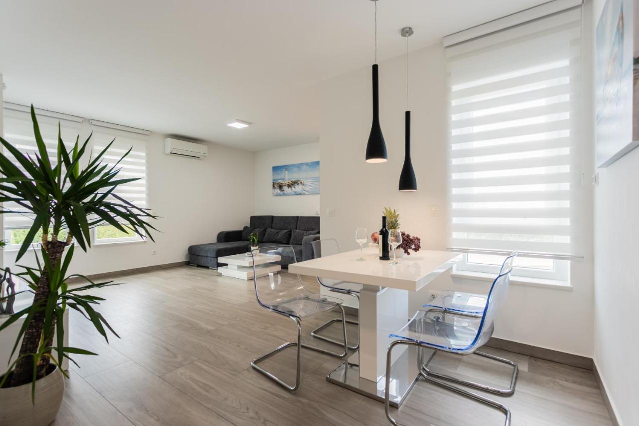 New Modern Apartment "Marjan" Podstrana Bagian luar foto