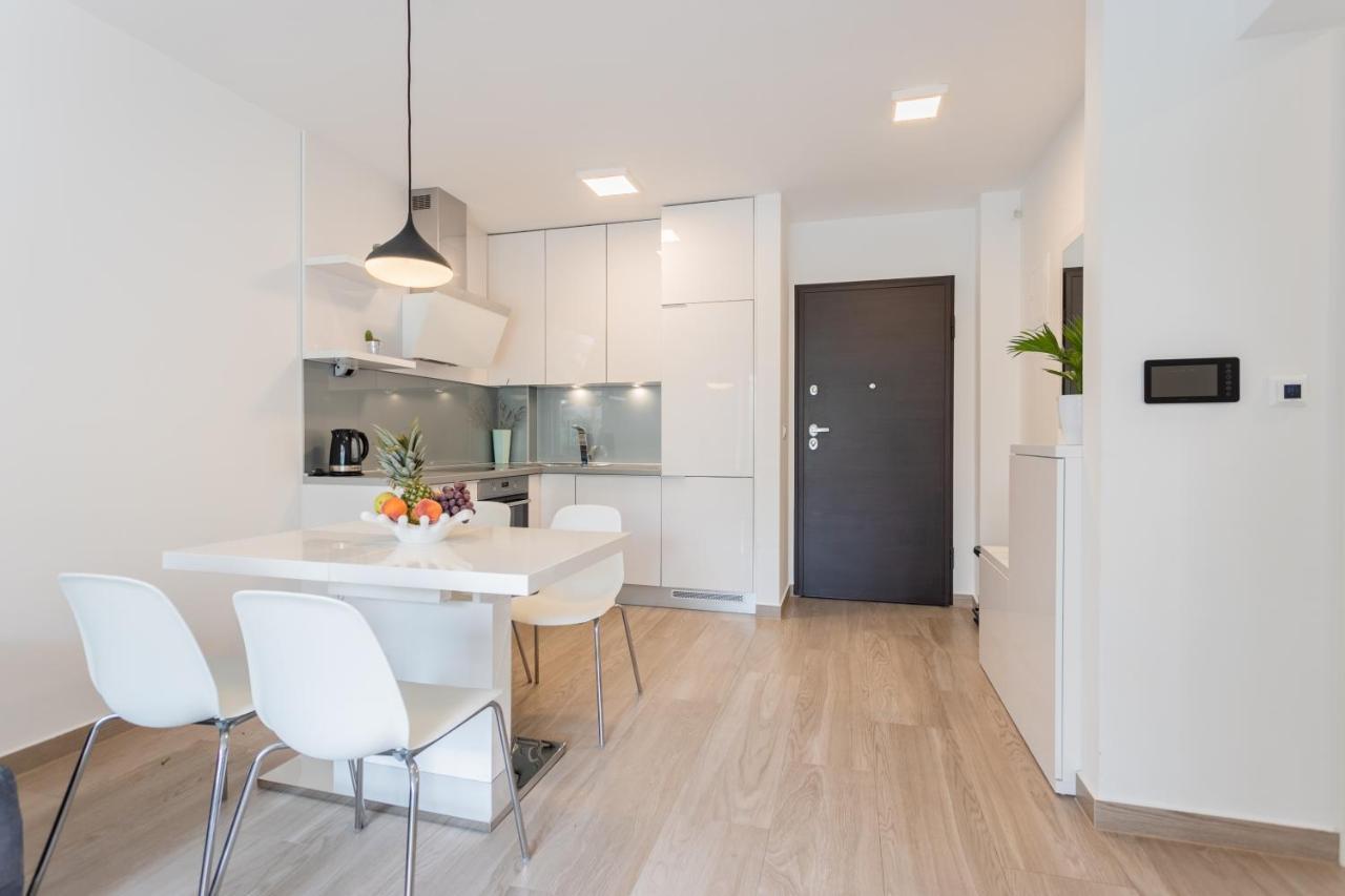New Modern Apartment "Marjan" Podstrana Bagian luar foto