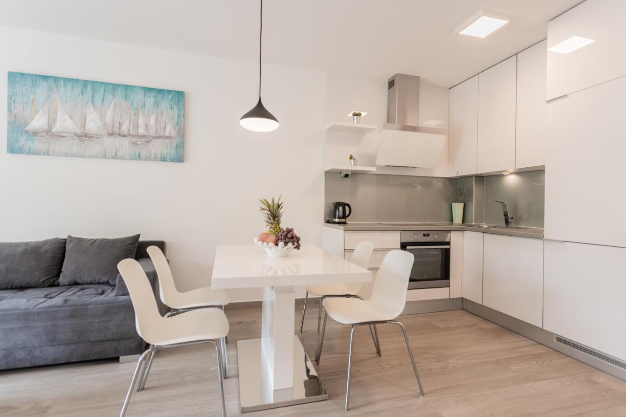 New Modern Apartment "Marjan" Podstrana Bagian luar foto